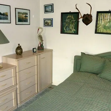 Am Küstrinsee Bei Ferienhaus *