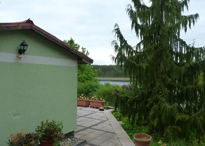 Am Kuestrinsee Bei لوشن